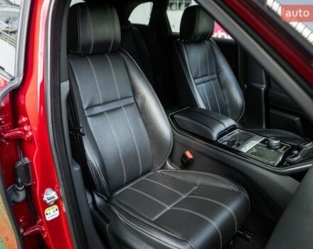 Червоний Ленд Ровер Рендж Ровер Велар, об'ємом двигуна 2 л та пробігом 82 тис. км за 38900 $, фото 44 на Automoto.ua