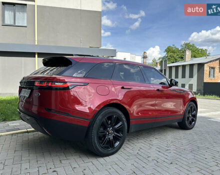 Червоний Ленд Ровер Рендж Ровер Велар, об'ємом двигуна 2 л та пробігом 100 тис. км за 31700 $, фото 8 на Automoto.ua