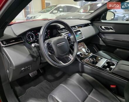 Червоний Ленд Ровер Рендж Ровер Велар, об'ємом двигуна 2 л та пробігом 176 тис. км за 32500 $, фото 41 на Automoto.ua