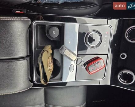 Красный Ленд Ровер Рендж Ровер Велар, объемом двигателя 2 л и пробегом 125 тыс. км за 35000 $, фото 31 на Automoto.ua