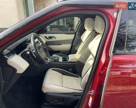 Червоний Ленд Ровер Рендж Ровер Велар, об'ємом двигуна 2 л та пробігом 133 тис. км за 34490 $, фото 49 на Automoto.ua