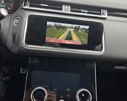 Красный Ленд Ровер Рендж Ровер Велар, объемом двигателя 2 л и пробегом 125 тыс. км за 35000 $, фото 7 на Automoto.ua