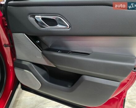 Червоний Ленд Ровер Рендж Ровер Велар, об'ємом двигуна 2 л та пробігом 176 тис. км за 32500 $, фото 62 на Automoto.ua