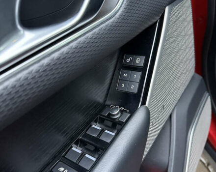 Красный Ленд Ровер Рендж Ровер Велар, объемом двигателя 2 л и пробегом 65 тыс. км за 47000 $, фото 41 на Automoto.ua