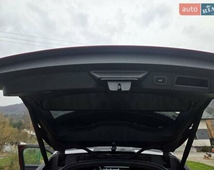 Красный Ленд Ровер Рендж Ровер Велар, объемом двигателя 2 л и пробегом 125 тыс. км за 35000 $, фото 16 на Automoto.ua