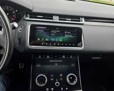 Красный Ленд Ровер Рендж Ровер Велар, объемом двигателя 2 л и пробегом 125 тыс. км за 35000 $, фото 32 на Automoto.ua