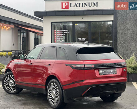 Червоний Ленд Ровер Рендж Ровер Велар, об'ємом двигуна 2 л та пробігом 82 тис. км за 39000 $, фото 4 на Automoto.ua