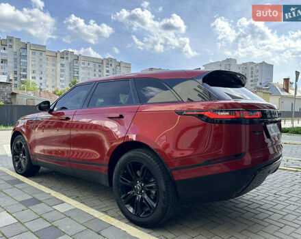 Червоний Ленд Ровер Рендж Ровер Велар, об'ємом двигуна 2 л та пробігом 100 тис. км за 31700 $, фото 7 на Automoto.ua