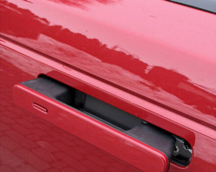 Красный Ленд Ровер Рендж Ровер Велар, объемом двигателя 2 л и пробегом 65 тыс. км за 47000 $, фото 37 на Automoto.ua