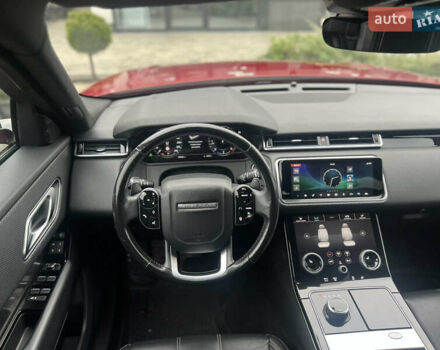 Красный Ленд Ровер Рендж Ровер Велар, объемом двигателя 2 л и пробегом 82 тыс. км за 35900 $, фото 18 на Automoto.ua