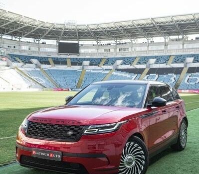 Червоний Ленд Ровер Рендж Ровер Велар, об'ємом двигуна 2 л та пробігом 82 тис. км за 38900 $, фото 5 на Automoto.ua