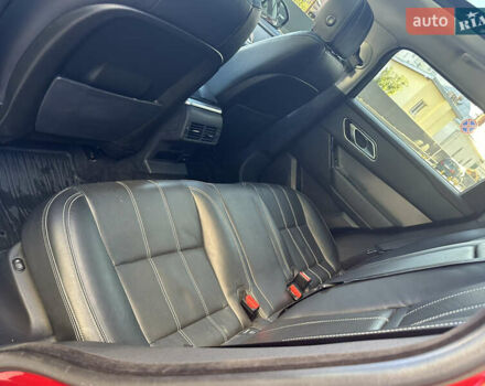 Червоний Ленд Ровер Рендж Ровер Велар, об'ємом двигуна 2 л та пробігом 100 тис. км за 31700 $, фото 29 на Automoto.ua