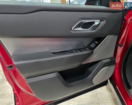 Червоний Ленд Ровер Рендж Ровер Велар, об'ємом двигуна 2 л та пробігом 176 тис. км за 32500 $, фото 42 на Automoto.ua