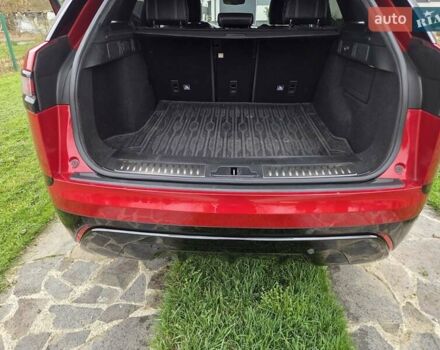 Красный Ленд Ровер Рендж Ровер Велар, объемом двигателя 2 л и пробегом 125 тыс. км за 35000 $, фото 19 на Automoto.ua