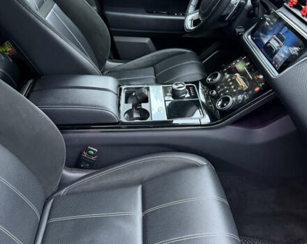 Красный Ленд Ровер Рендж Ровер Велар, объемом двигателя 2 л и пробегом 65 тыс. км за 47000 $, фото 26 на Automoto.ua