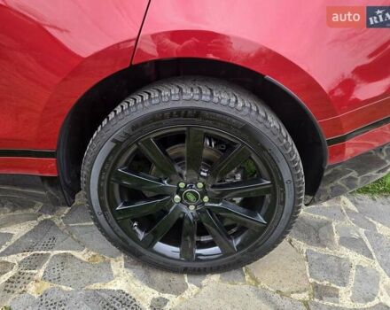 Красный Ленд Ровер Рендж Ровер Велар, объемом двигателя 2 л и пробегом 125 тыс. км за 35000 $, фото 5 на Automoto.ua