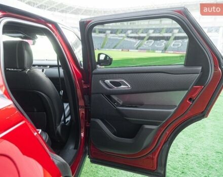 Червоний Ленд Ровер Рендж Ровер Велар, об'ємом двигуна 2 л та пробігом 82 тис. км за 38900 $, фото 43 на Automoto.ua