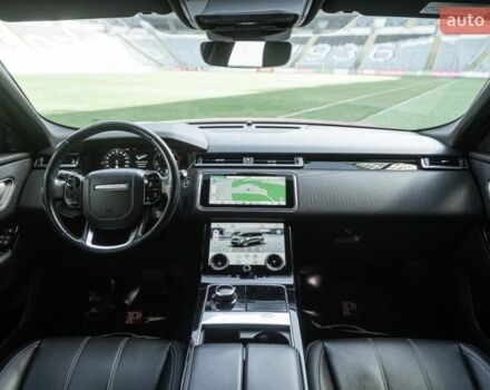 Червоний Ленд Ровер Рендж Ровер Велар, об'ємом двигуна 2 л та пробігом 82 тис. км за 38900 $, фото 27 на Automoto.ua