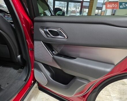 Червоний Ленд Ровер Рендж Ровер Велар, об'ємом двигуна 2 л та пробігом 176 тис. км за 32500 $, фото 66 на Automoto.ua