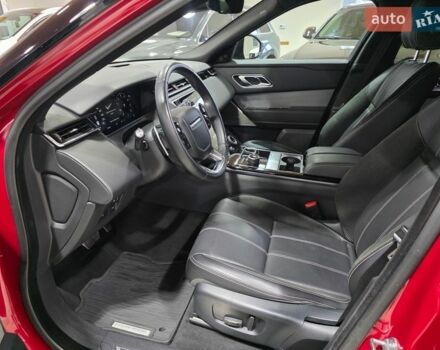 Червоний Ленд Ровер Рендж Ровер Велар, об'ємом двигуна 2 л та пробігом 176 тис. км за 32500 $, фото 40 на Automoto.ua