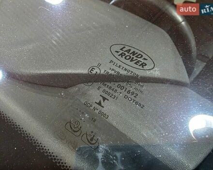 Червоний Ленд Ровер Рендж Ровер Велар, об'ємом двигуна 2 л та пробігом 176 тис. км за 32500 $, фото 72 на Automoto.ua