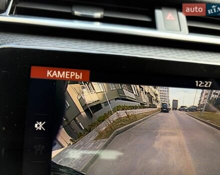 Червоний Ленд Ровер Рендж Ровер Велар, об'ємом двигуна 2 л та пробігом 111 тис. км за 44200 $, фото 38 на Automoto.ua