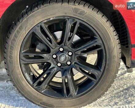 Червоний Ленд Ровер Рендж Ровер Велар, об'ємом двигуна 2 л та пробігом 97 тис. км за 35500 $, фото 9 на Automoto.ua