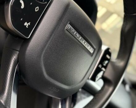 Червоний Ленд Ровер Рендж Ровер Велар, об'ємом двигуна 2 л та пробігом 99 тис. км за 43222 $, фото 26 на Automoto.ua