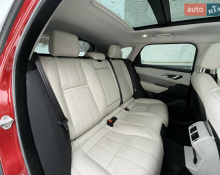 Червоний Ленд Ровер Рендж Ровер Велар, об'ємом двигуна 2 л та пробігом 145 тис. км за 28499 $, фото 15 на Automoto.ua