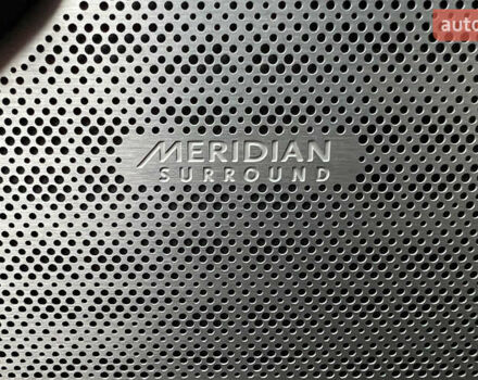 Червоний Ленд Ровер Рендж Ровер Велар, об'ємом двигуна 2 л та пробігом 91 тис. км за 30750 $, фото 22 на Automoto.ua