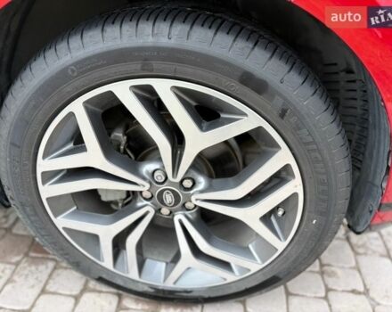 Красный Ленд Ровер Рендж Ровер Велар, объемом двигателя 2 л и пробегом 75 тыс. км за 33900 $, фото 59 на Automoto.ua