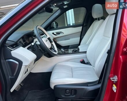 Червоний Ленд Ровер Рендж Ровер Велар, об'ємом двигуна 2 л та пробігом 31 тис. км за 59700 $, фото 35 на Automoto.ua