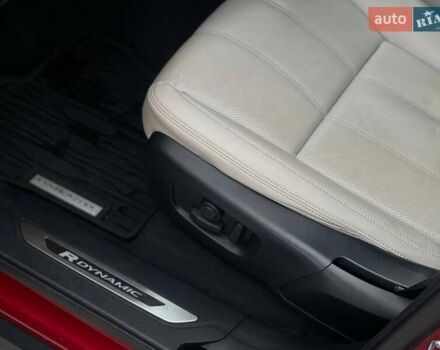 Червоний Ленд Ровер Рендж Ровер Велар, об'ємом двигуна 2 л та пробігом 30 тис. км за 69900 $, фото 9 на Automoto.ua