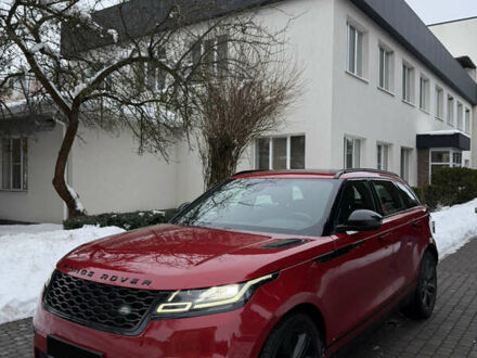 Красный Ленд Ровер Рендж Ровер Велар, объемом двигателя 2 л и пробегом 65 тыс. км за 47000 $, фото 1 на Automoto.ua