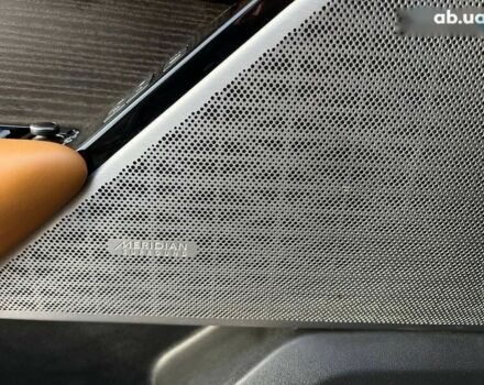 Ленд Ровер Рендж Ровер Велар, объемом двигателя 3 л и пробегом 87 тыс. км за 39900 $, фото 24 на Automoto.ua