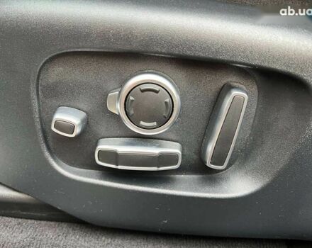 Ленд Ровер Рендж Ровер Велар, объемом двигателя 3 л и пробегом 87 тыс. км за 39900 $, фото 26 на Automoto.ua