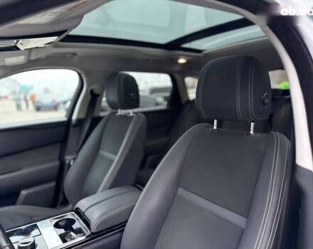 Ленд Ровер Рендж Ровер Велар, объемом двигателя 2 л и пробегом 127 тыс. км за 27900 $, фото 12 на Automoto.ua