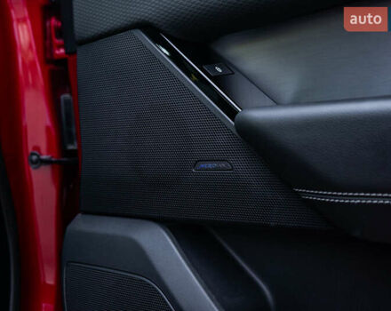 Ленд Ровер Рендж Ровер Велар, объемом двигателя 2 л и пробегом 85 тыс. км за 43500 $, фото 14 на Automoto.ua