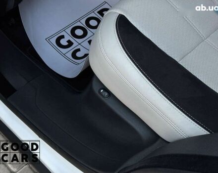 Ленд Ровер Рендж Ровер Велар, об'ємом двигуна 2 л та пробігом 79 тис. км за 43000 $, фото 23 на Automoto.ua