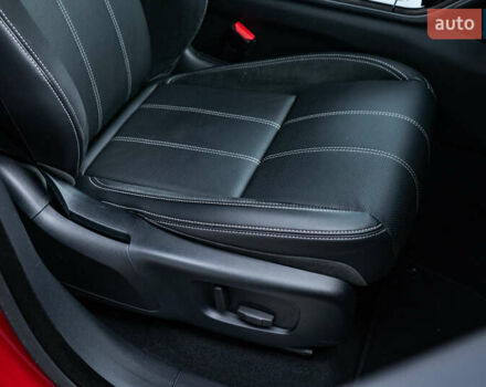 Ленд Ровер Рендж Ровер Велар, объемом двигателя 2 л и пробегом 85 тыс. км за 43500 $, фото 16 на Automoto.ua