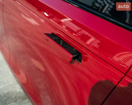 Ленд Ровер Рендж Ровер Велар, объемом двигателя 2 л и пробегом 85 тыс. км за 43500 $, фото 9 на Automoto.ua