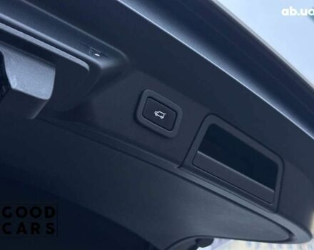 Ленд Ровер Рендж Ровер Велар, объемом двигателя 2 л и пробегом 51 тыс. км за 42500 $, фото 16 на Automoto.ua