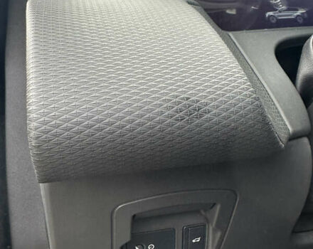 Ленд Ровер Рендж Ровер Велар, объемом двигателя 3 л и пробегом 111 тыс. км за 45900 $, фото 35 на Automoto.ua