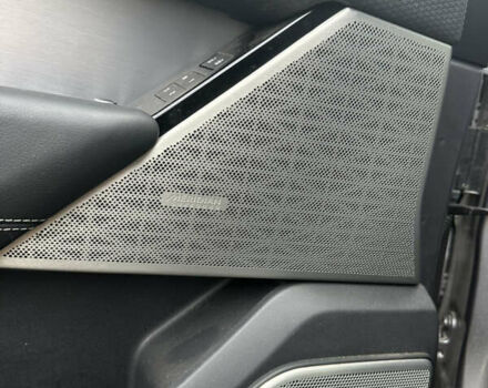 Ленд Ровер Рендж Ровер Велар, объемом двигателя 3 л и пробегом 111 тыс. км за 45900 $, фото 34 на Automoto.ua