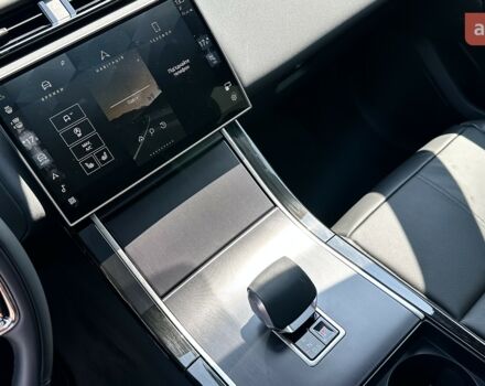 Ленд Ровер Рендж Ровер Велар, объемом двигателя 2 л и пробегом 0 тыс. км за 91879 $, фото 10 на Automoto.ua