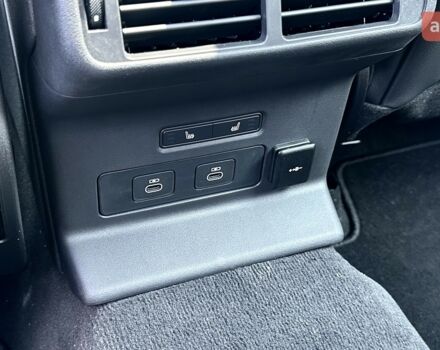 Ленд Ровер Рендж Ровер Велар, объемом двигателя 2 л и пробегом 0 тыс. км за 91879 $, фото 14 на Automoto.ua