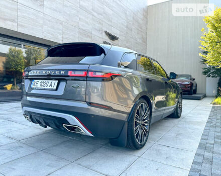 Серый Ленд Ровер Рендж Ровер Велар, объемом двигателя 3 л и пробегом 87 тыс. км за 39499 $, фото 10 на Automoto.ua