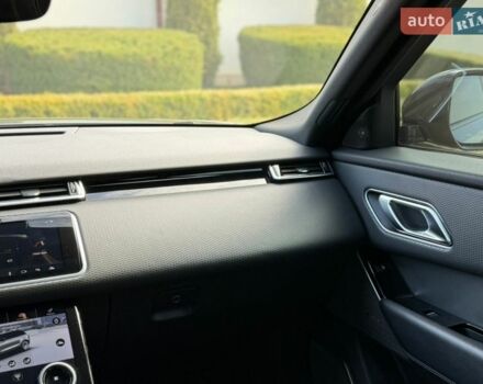 Сірий Ленд Ровер Рендж Ровер Велар, об'ємом двигуна 2 л та пробігом 140 тис. км за 32999 $, фото 65 на Automoto.ua