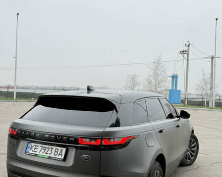 Серый Ленд Ровер Рендж Ровер Велар, объемом двигателя 2 л и пробегом 147 тыс. км за 31900 $, фото 11 на Automoto.ua