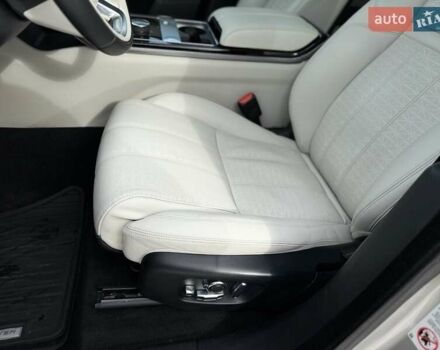 Сірий Ленд Ровер Рендж Ровер Велар, об'ємом двигуна 2 л та пробігом 137 тис. км за 33500 $, фото 28 на Automoto.ua